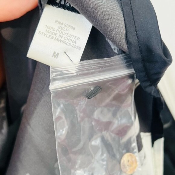 Matty M medium floral polyester blouse - Picture 4 of 5